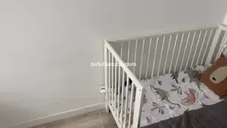 Çiğdemle Hayat Patreon ifşa - Dikkatli temizlik yatak odasında 🛏️✨🧹 Ön İzleme
