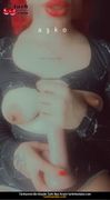 Kadın ayda para karşılığında çıplak videolar gönderiyor