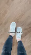 Kötülük, bu dağdakı sneaker manığına bambaşka hizmetçi bırakmıştım.