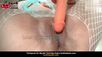 HD yakından çekim, seksi amına dildo sürtüyor
