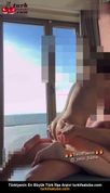 TwinFlame müşteri deniz manzaralı odasında sikişiyor