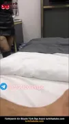 Otel odasında çıplak kız kardeşimle seks yaptım