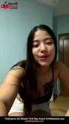 Yıldız Demir Elbiseyi sıyırıp külotlu yayın yapıyor